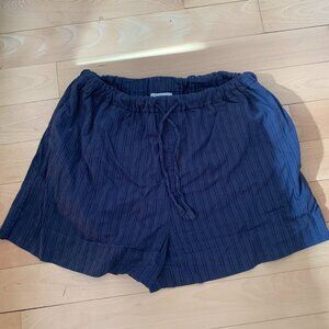 COS shorts